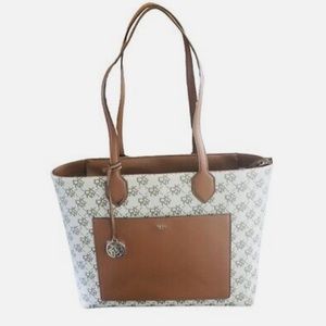 ⭐️SALE⭐️ DKNY TOTE / PURSE